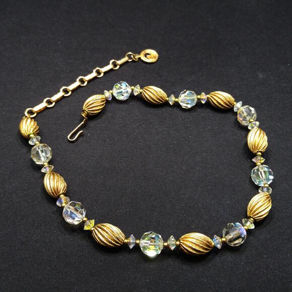 Lisner Aurora Borealis Crystal Beaded Necklace Gold Tone 1950s Vintage Jewelry - Picture 7 of 10